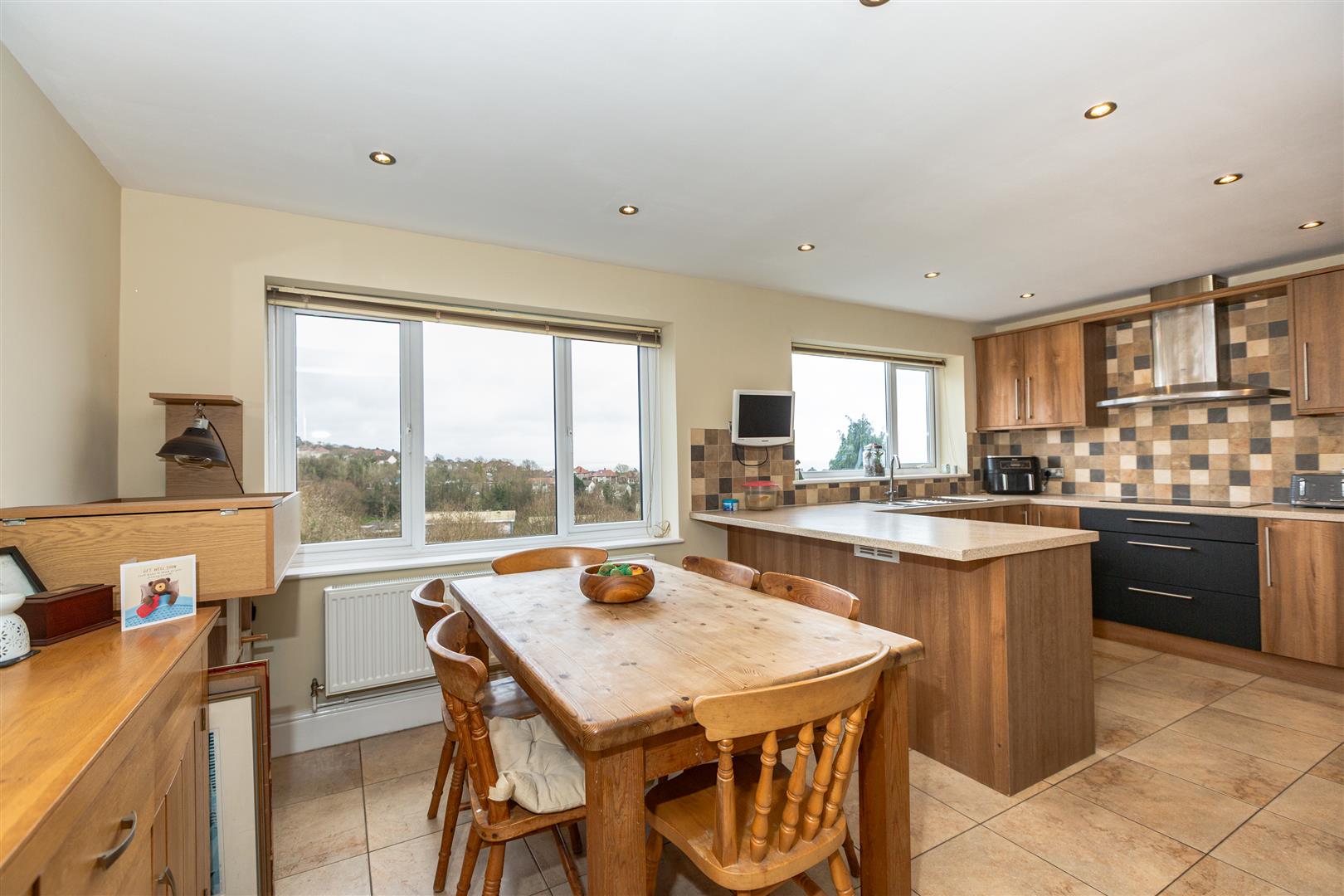 Lon Mafon, Sketty, Swansea, SA2 9ER